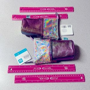 2 pencil pouches + 4 rulers
